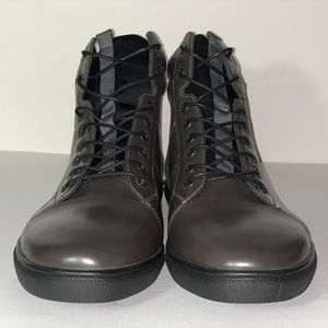 Kenneth Cole Textured High-Top Lace-Up Sneaker